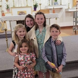 Meet your Posher, Joy